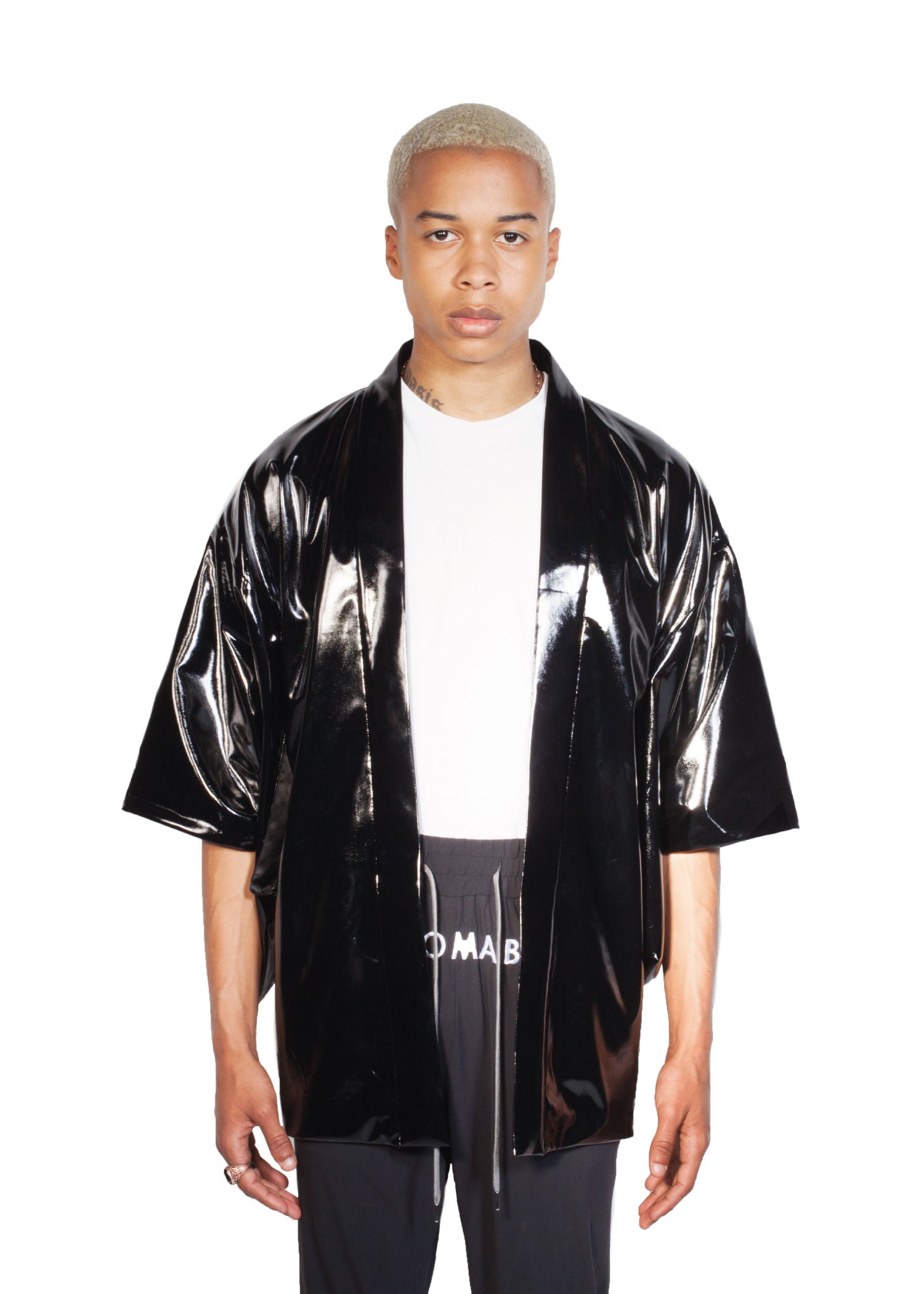 Vinyl Kimono - Black - Front - CHROMABLE Paris SS19 - Vinyl Unisex Kimono